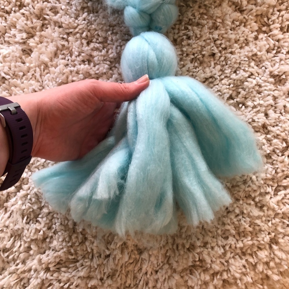 Handcrafted Dusty Baby Blue Chunky Merino Wool Tassel Blanket Decor Cozy Blanket - Picture 3 of 15